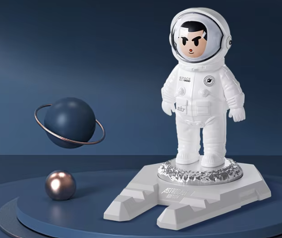 Astronaut Desktop Stand